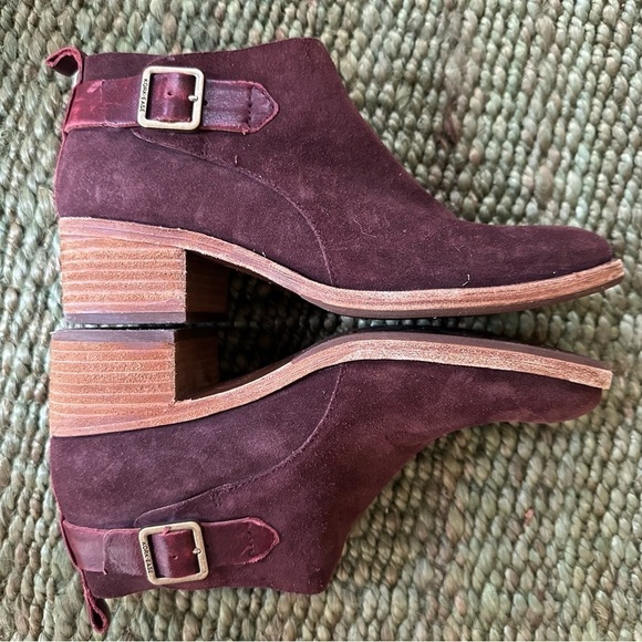 Kork-Ease Mesa Burgundy Suede Leather Ankle Boots Bootie Brass Buckle Sz 8 READ - Picture 4 of 10